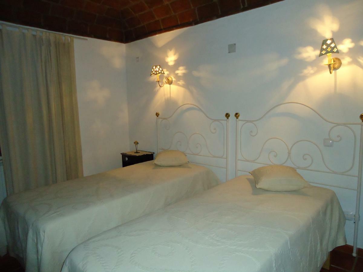 Monte Da Avo Chica Hotel Monsaraz Luaran gambar